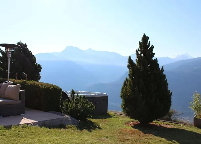 Luxury With Sauna And Jacuzzi, Amazing View Кран-Монтана
