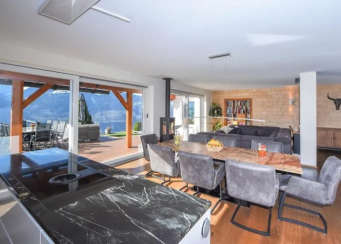Вилла Luxury With Sauna And Jacuzzi, Amazing View Кран-Монтана