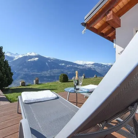 Luxury With Sauna And Jacuzzi, Amazing View クラン